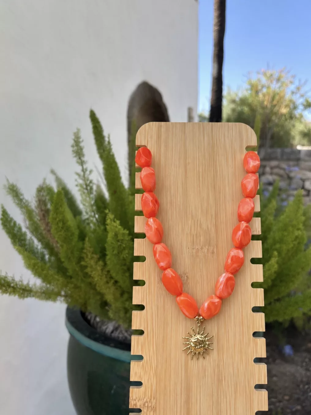 Collier Capucine, monture dorée