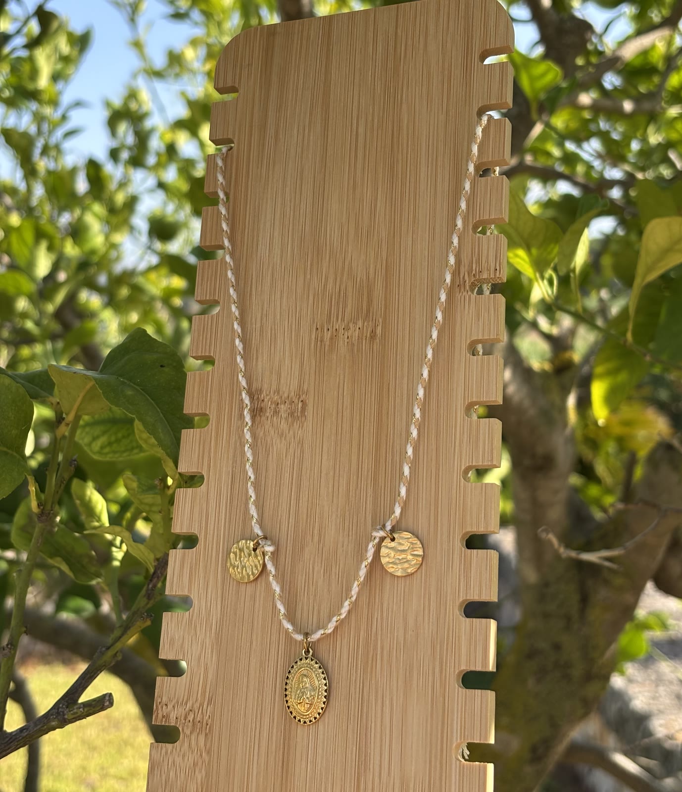 Collier Marie, monture dorée